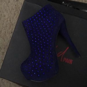 Wild pair platform Booties wine one time!!!